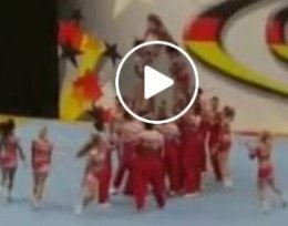 Beste Cheer Pyramide des Jahres